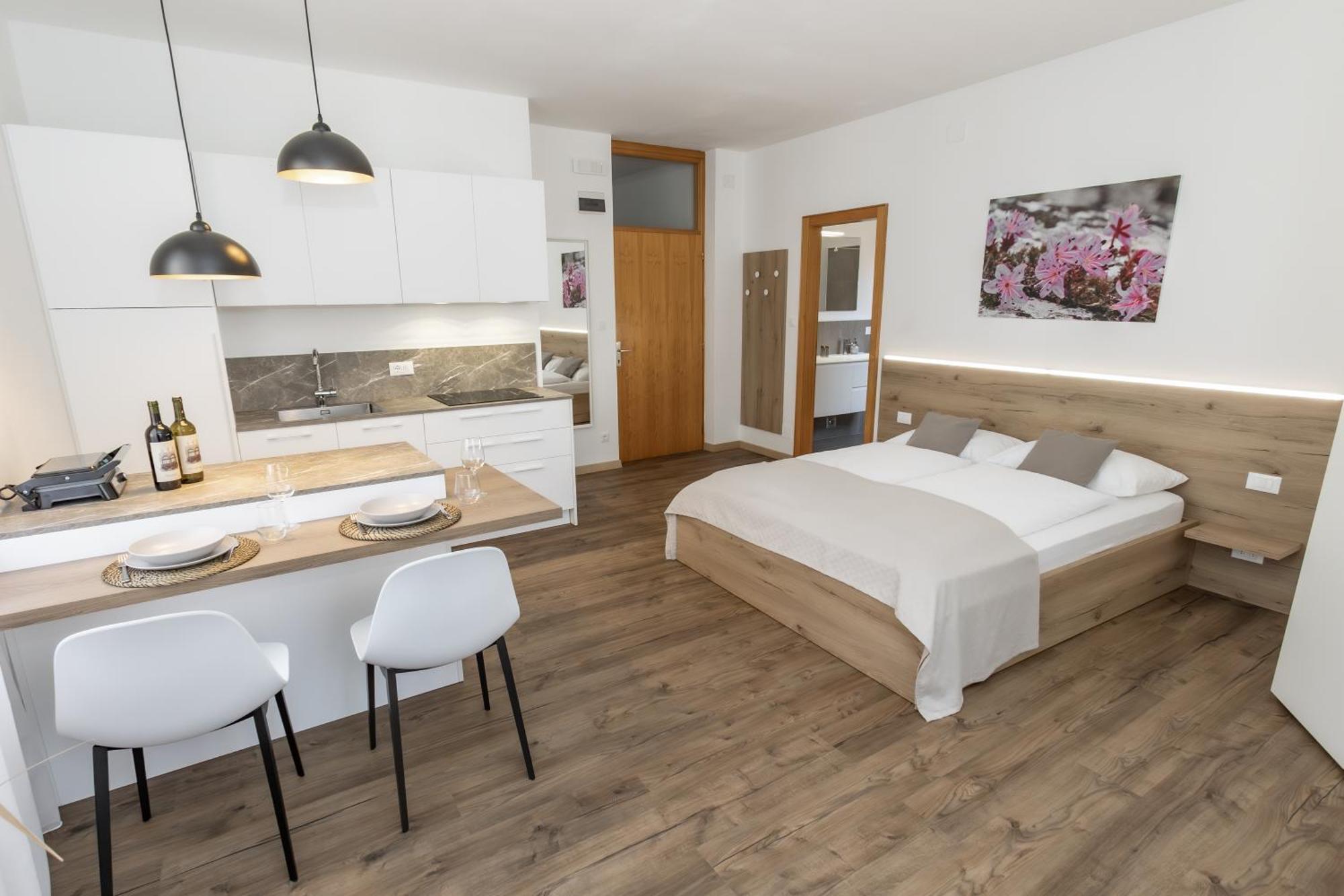 Apartmán Ansitz Von Wohlgemuth Salorno Exteriér fotografie